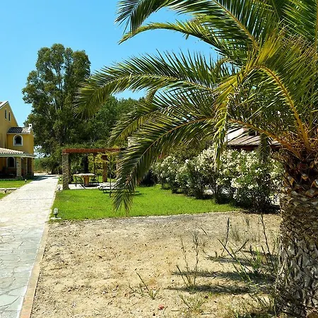 Tatil Evi Antonia Beachfront *