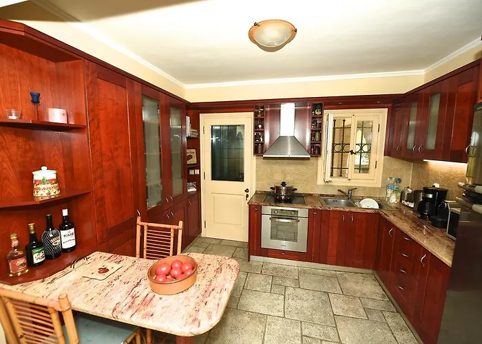 Tatil Evi Antonia Beachfront
