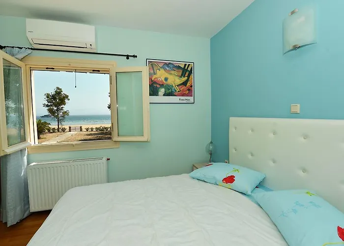 Tatil Evi Antonia Beachfront