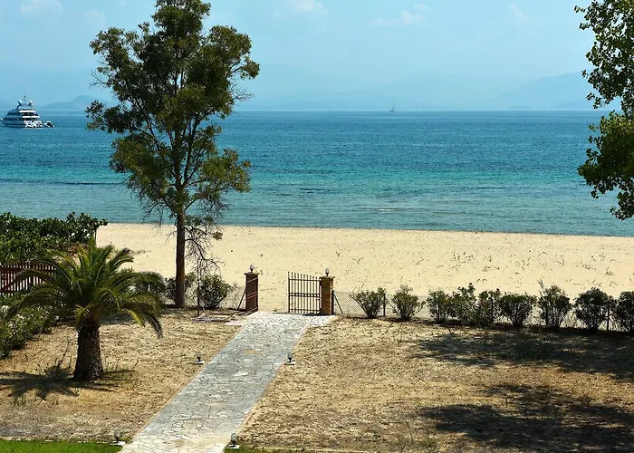 Antonia Beachfront Tatil Evi Lefkimmi (Corfu)
