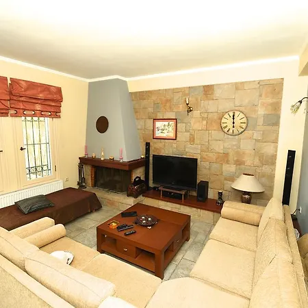 Antonia Beachfront Vakantiehuis *
