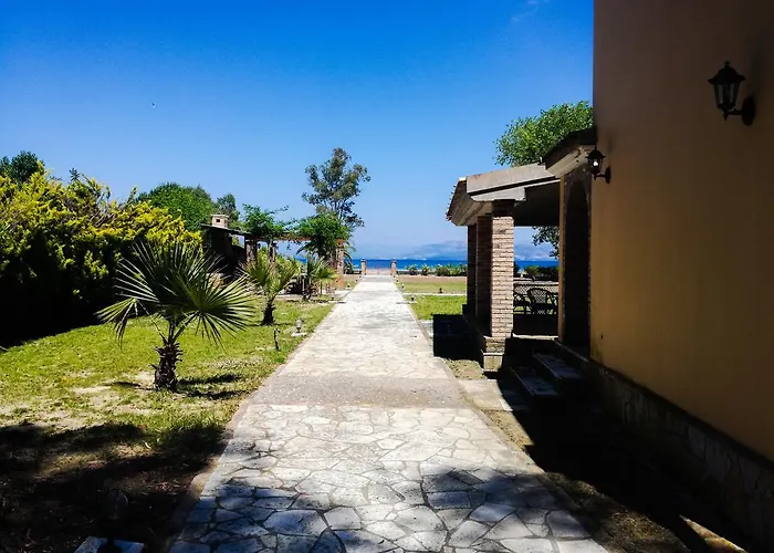 Antonia Beachfront *