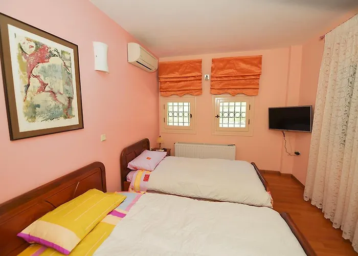 Antonia Beachfront *